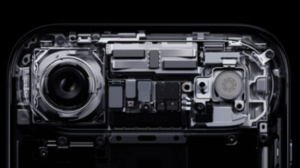 iPhone Air Camera